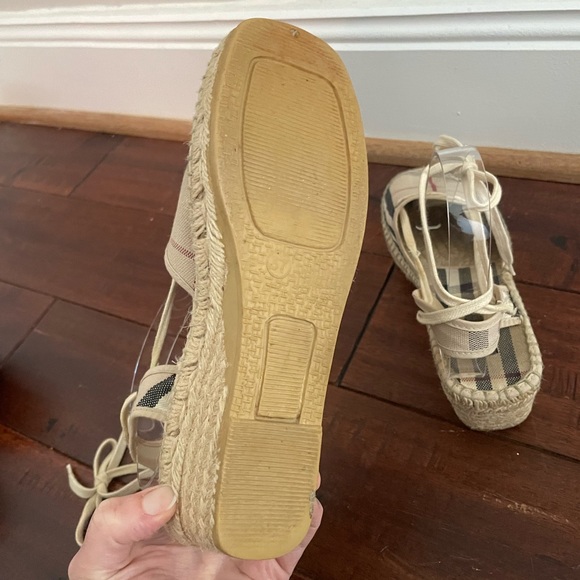Vintage Burberry espadrilles - Picture 8 of 10
